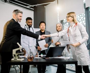 Dubai Medical Centers Hiring UK Doctors: Direct Applications, Licensing & Step-by-Step Guide