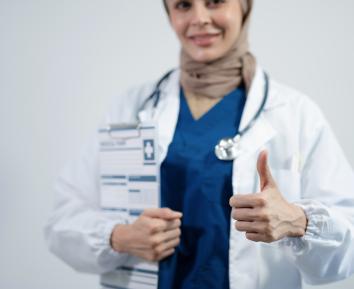 Consultant Doctor Salaries in Dubai 2025: Earnings, Benefits, and Career Growth